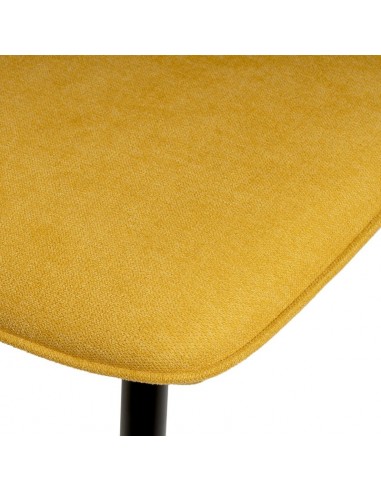 Silla MARLEEN tapizada con tela mostaza y patas...