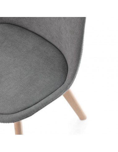 Silla Milena con patas de madera, tapizada en...