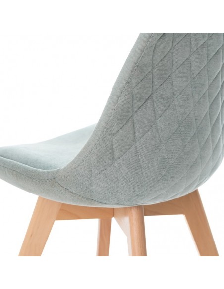 Silla Milena con patas de madera, tapizada en terciopelo