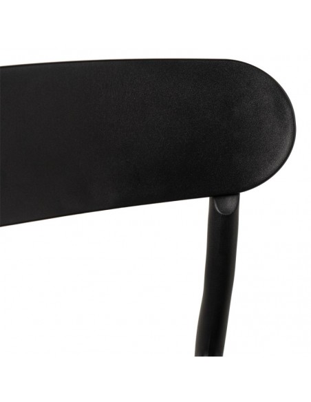 Silla en polipropileno de diseño GRETA, color negro.