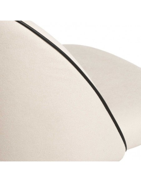 Cadeira de jantar SLOANE, estofada Beige com pernas de metal preto.