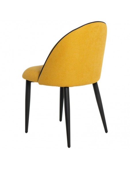 Cadeira de jantar SLOANE, estofada amarelo com pernas de metal preto.