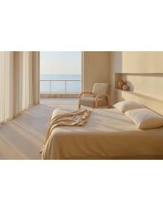 Butaca JAPANDI DOROTHY de madera natural y tejido beige 2