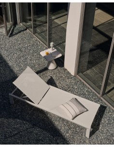 Espreguiçadeira CANUT em alumínio e textura cinza claro 2