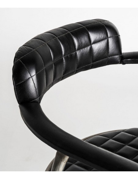 Silla de piel negra OLBY estilo vintage industrial con reposabrazos