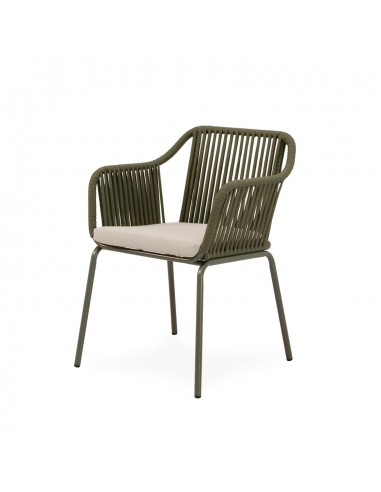 Cadeira de exterior Penny em corda e aço, com design envolvente e elegante
