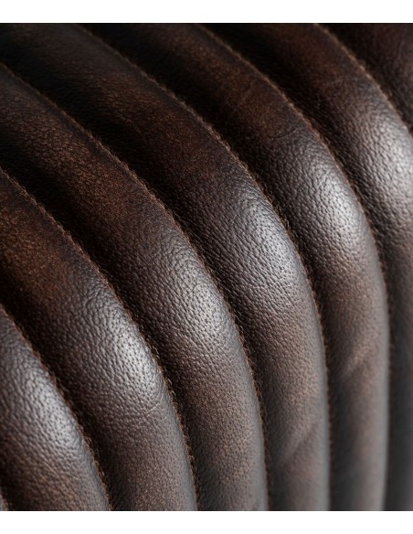 Banqueta baixa GLADYS em pele castanha, design industrial