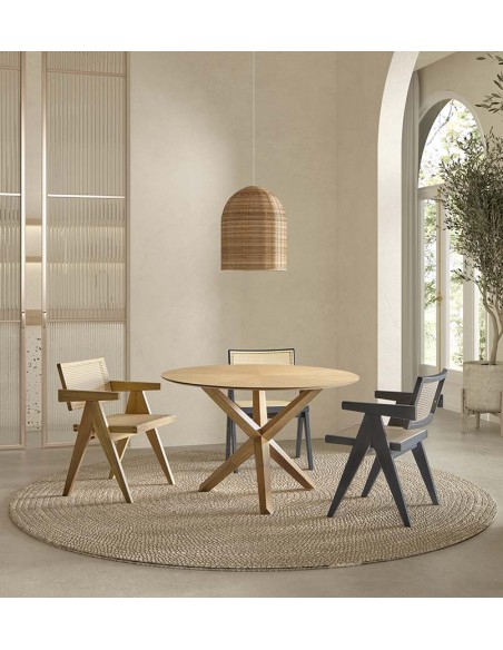 Mesa de comedor redonda NATUR 120, en madera natural.