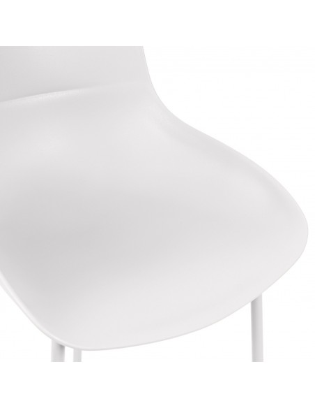 Cadeira moderna LUNA de polipropileno com pernas de metal