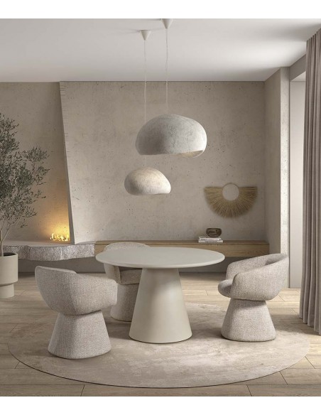 Silla con brazos y base tapizada tejido beige TELLIN