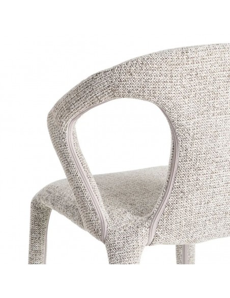 Cadeira NIVARIA com pernas estofadas em design 3D em tecido mesclado