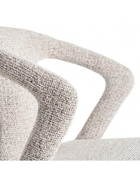 Cadeira NIVARIA com pernas estofadas em design 3D em tecido mesclado