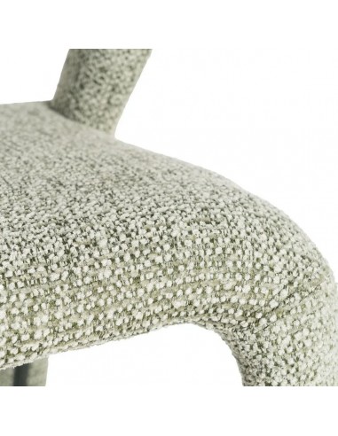 Cadeira NIVARIA com pernas estofadas em design...