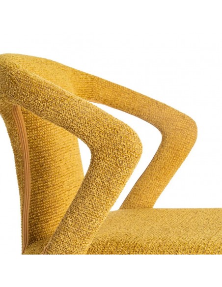 Cadeira NIVARIA com pernas estofadas em design 3D em tecido mesclado