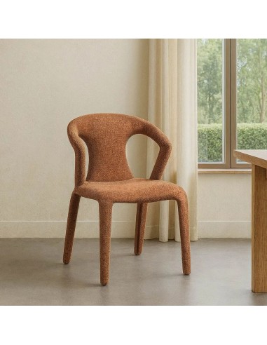 Silla con patas tapizadas NIVARIA de diseño 3d...