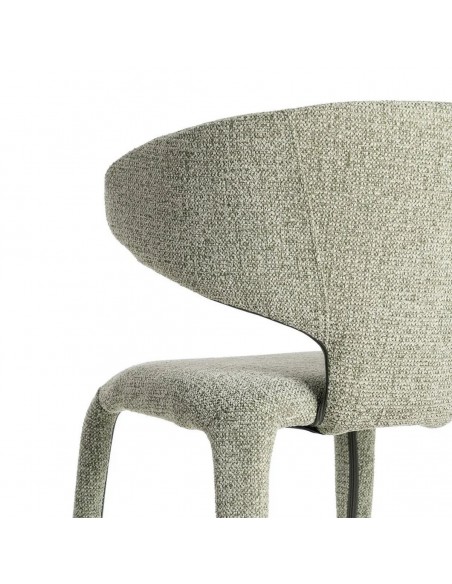 Cadeira ORION com pernas forradas em design 3D em tecido mesclado.