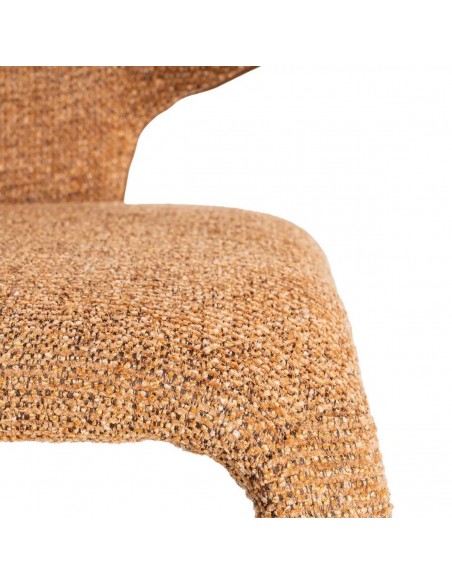 Cadeira ORION com pernas forradas em design 3D em tecido mesclado.