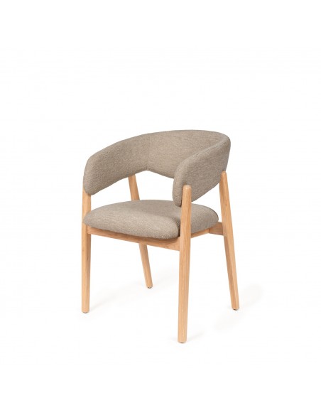 Silla de comedor YVANNA de diseño envolvente tapizada y madera de haya
