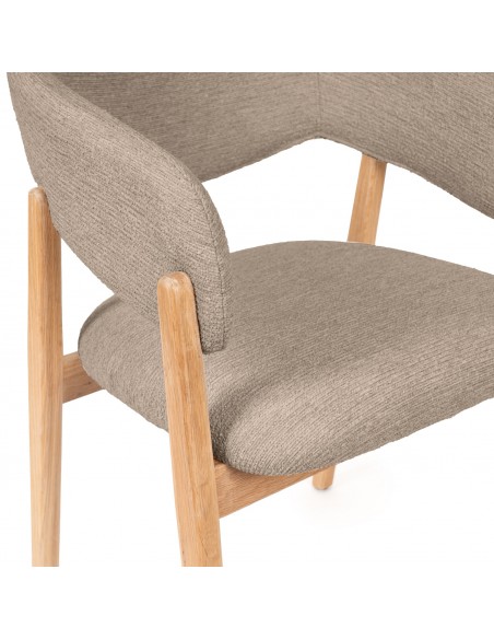 Silla de comedor YVANNA de diseño envolvente tapizada y madera de haya