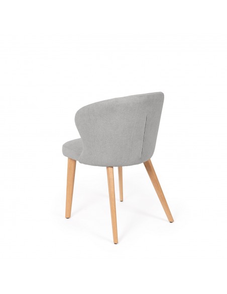 Cadeira de jantar TANYA com design envolvente em poliéster e madeira de faia