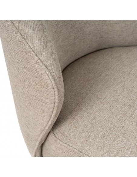 Poltrona giratória HAVANA 360° com design geométrico e orgânico