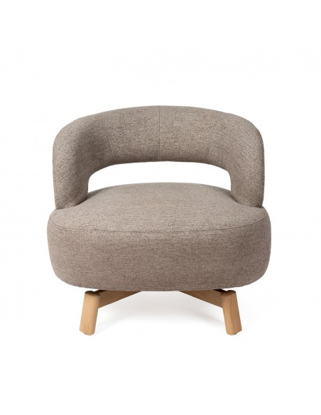 Butaca giratoria BOGOTA, diseño escandinavo envolvente con base de madera
