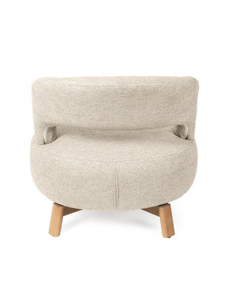 Butaca giratoria BOGOTA, diseño escandinavo envolvente con base de madera