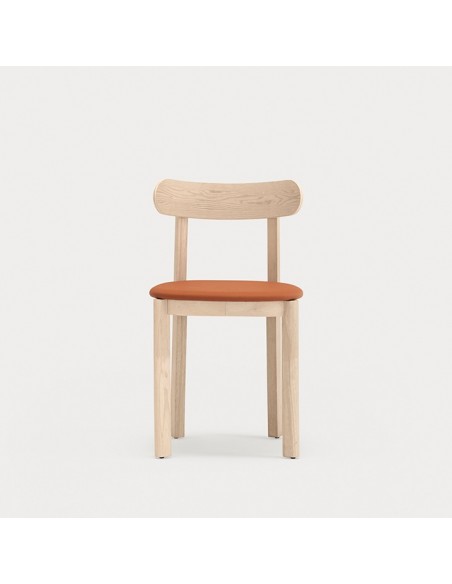 Teulat silla NARA madera fresno y asiento tapizado en PU terracota