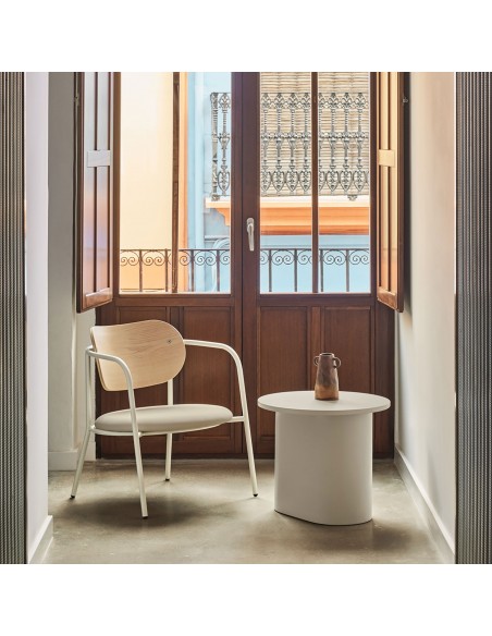 TEULAT MESA auxiliar redonda TOTEM 50 x 45, minimalista, arena