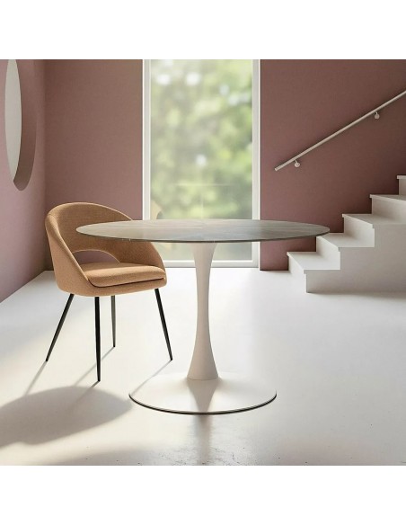 Mesa redonda Oda 100 cm. Porcelânico cinza e metal lacado branco.