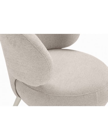 Poltrona redonda LIVA com design orgânico em...