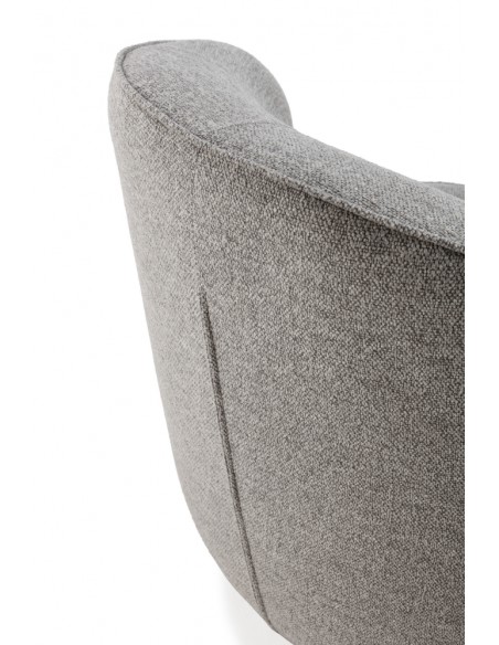 Poltrona EDNA de design orgânico em cor cinza.