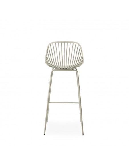 Banqueta CASPER de 75 cm de altura, feita de polipropileno com pés de metal.