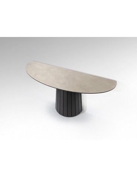 Consola de design KORIA 130 x 42, tampo efeito de pedra e base preta.