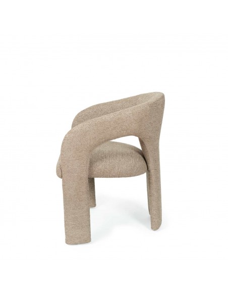 Cadeira totalmente estofada com design orgânico LORETTA