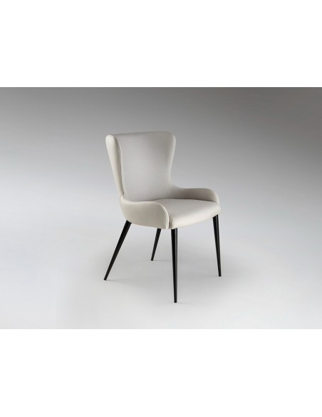 Cadeira TELMA de estilo moderno em metal preto mate com assento e encosto estofados