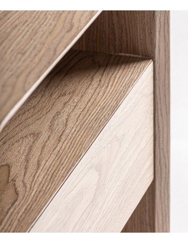 Mesinha LIRA com design orgânico e madeira...