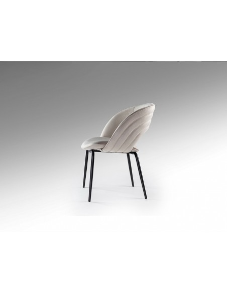 Silla de estilo moderno NIM en Símil Ante con Patas Metálicas Negras