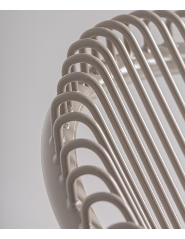 Banco exterior de Design BRIENZ em WIRE metal...