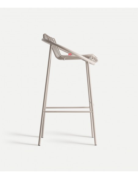 Taburete exterior de Diseño BRIENZ en WIRE metal con Tapizado Beige