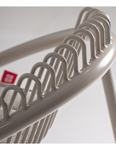 Taburete exterior de Diseño BRIENZ en WIRE metal con Tapizado Beige