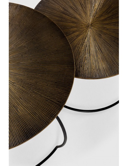 Conjunto de 2 mesas de centro SELENE, 70/54 cm, em metal dourado antigo.