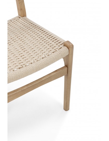 Cadeira mediterrânica BIEL em madeira cor carvalho e assento em corda.