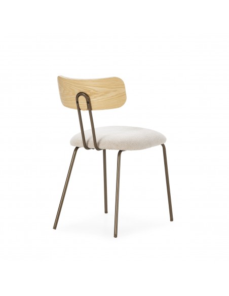 Cadeira minimalista OLIMPIA bege com costas em carvalho e pés em metal.