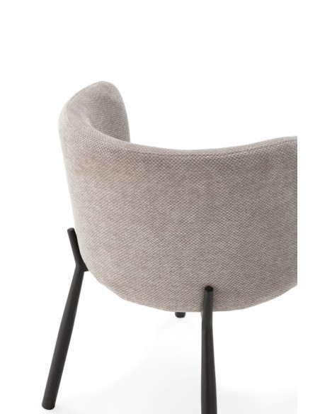 Butaca GINNY Tapizada en Tela con Patas de Metal en negro