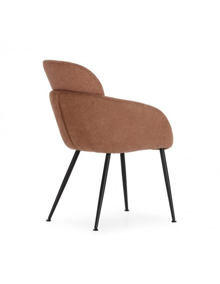 Cadeira NURE de design moderno com braços, forrada a tecido misto.