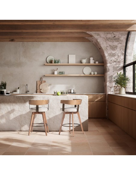 Taburete nórdico giratorio ILIA roble lavado, asiento tapizado beige