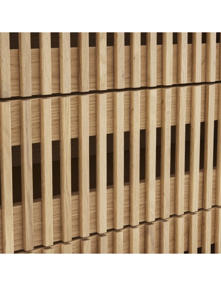 Cómoda LUGANO 100 de design contemporâneo em melamina cor carvalho.