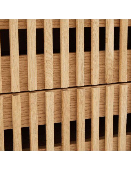 Mesa de cabeceira de design LUGANO 60 em melamina cor carvalho.