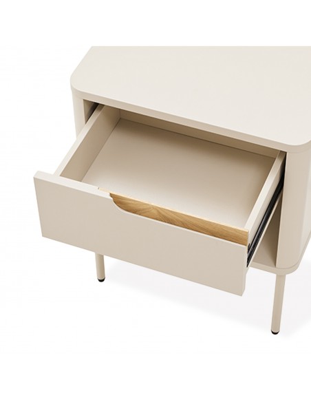 Mesa de cabeceira minimalista BERGEN com gaveta e prateleira aberta, lacada a bege.